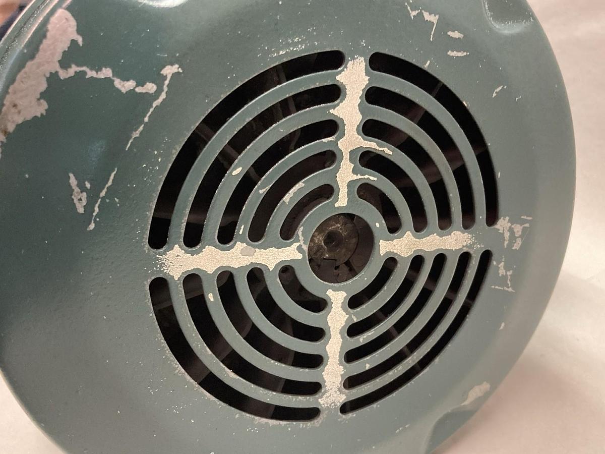 Used General Electric,B77C5908S-0Y,3-Phase A-C Motor 1/2Hp 3450/2850RPM 60/50Hz