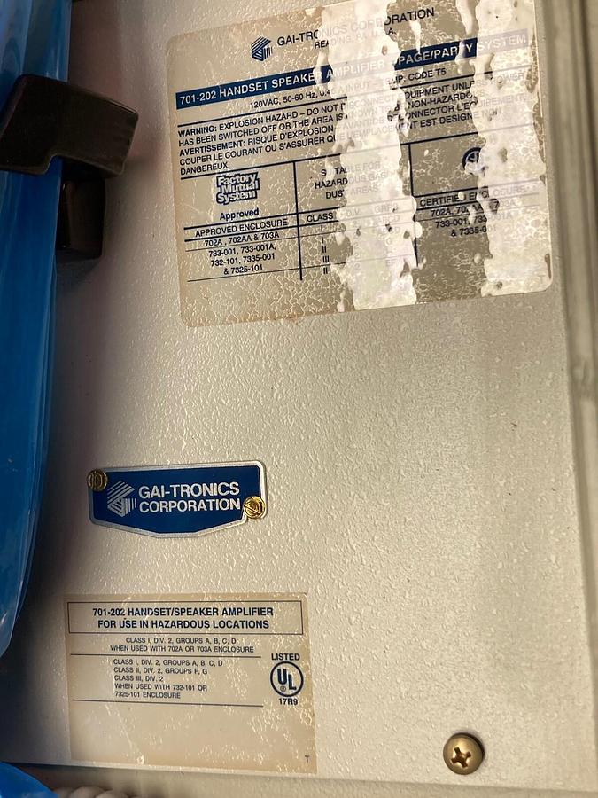 Used Gai-Tronics,733-001,Waterproof Enclosure Amplifier