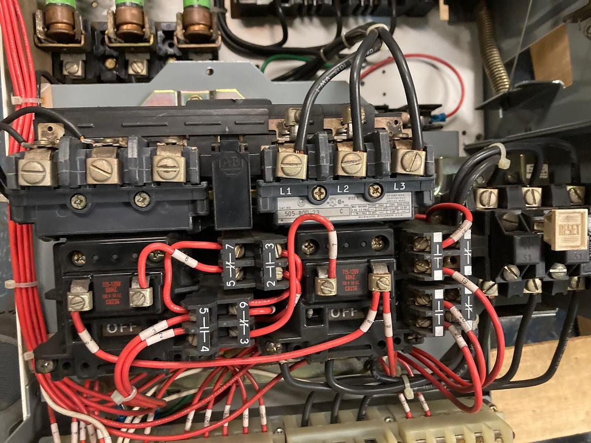 Used Allen-Bradley,2106B,Size 1 MCC 20 Inch Reversing Starter Feeder Bucket