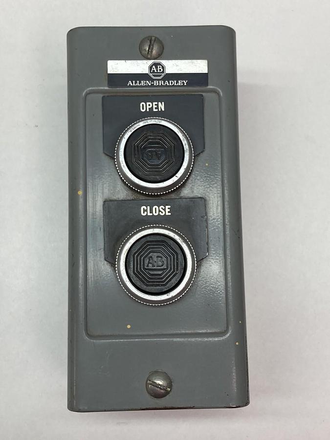 Allen Bradley,800H-2HF,Push Button Station Ser M