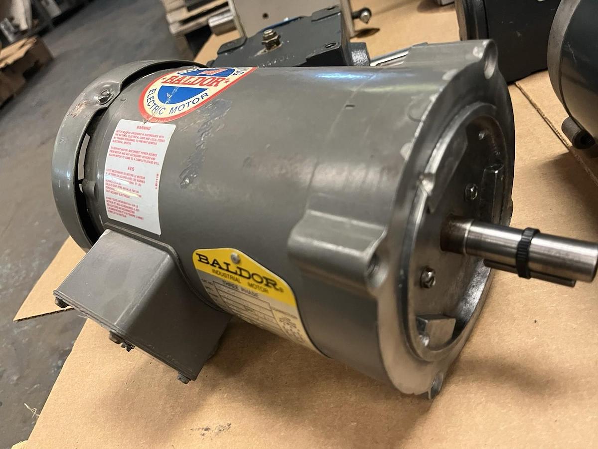 Used BALDOR,KM3457,ELECTRIC MOTOR 1/3HP 3450RPM 56C 3PH