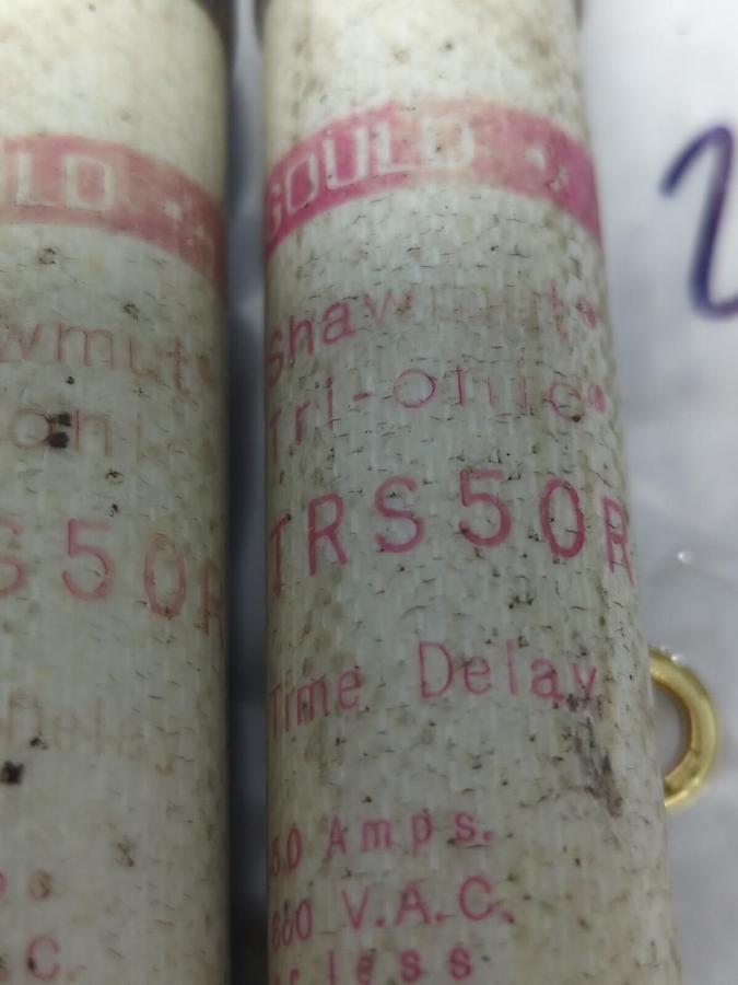 Used GOULD SHAWMUT,TRS50R,TRI-ONIC 50 AMP FUSE LOT OF 2 PRE-OWNED