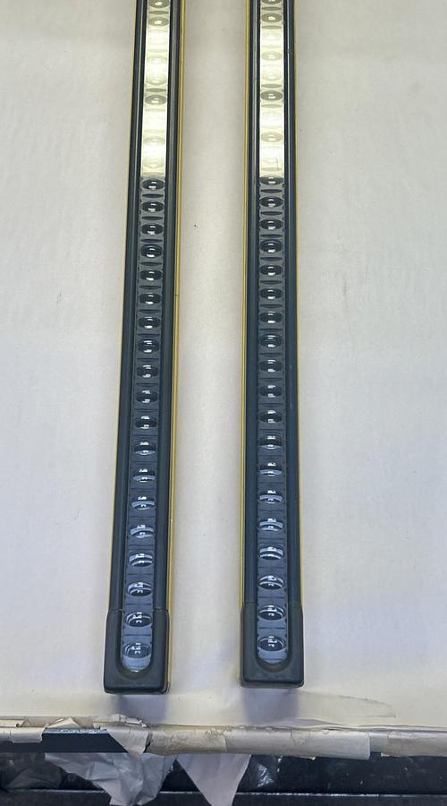 Used HONEYWELL,FF-SYA30096C2R / FF-SYA300096C2E,LIGHT CURTAIN SET