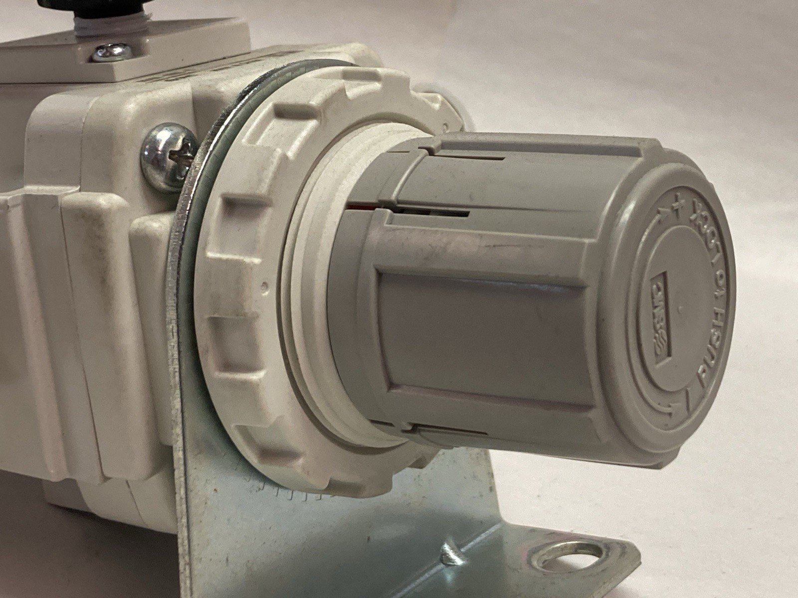 Used SMC,AR40K-038G-B,Regulator 0.05~0.85MPa 0-1MPa