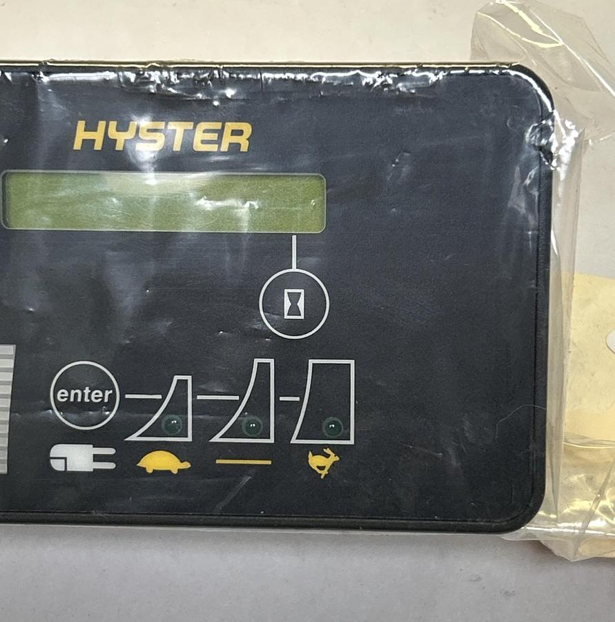 HYSTER CURTIS,1483668,INSTRUMENT PANEL NOS