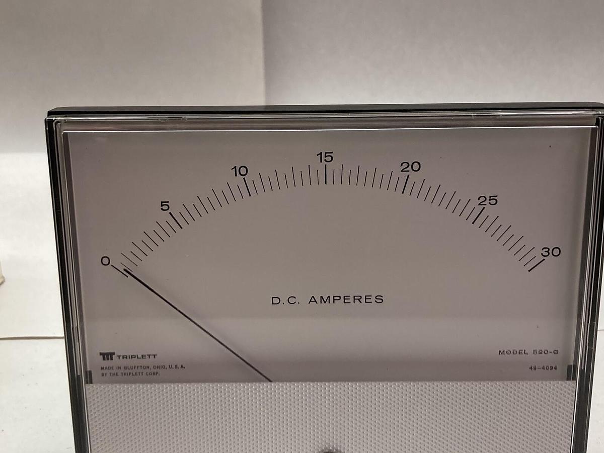 Triplett,520-G,D.C. Ampers Panel Meter 0-30 DCA