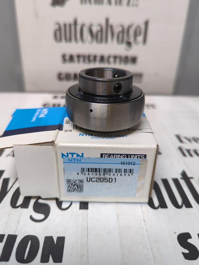 NTN,UC205D1,INSERT BEARING 25MM BORE NOS