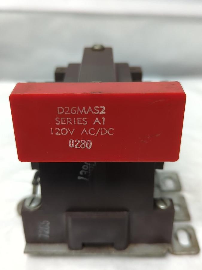 Used CUTLER HAMMER,9560H1589A,CONTACTOR WITH D26MAS2 COIL 120V AC/DC PRE-OWNED