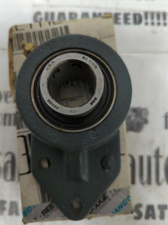 DODGE,124442 FB-SC-102,FLANGE MOUNT BEARING 3-BOLT BASE 1-1/8 IN BORE NOS