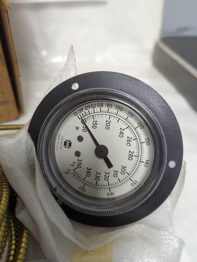 AMETEK,8514-152,TEMPERATURE GAUGE 50 TO 350 1/2 ANPT CB NOS