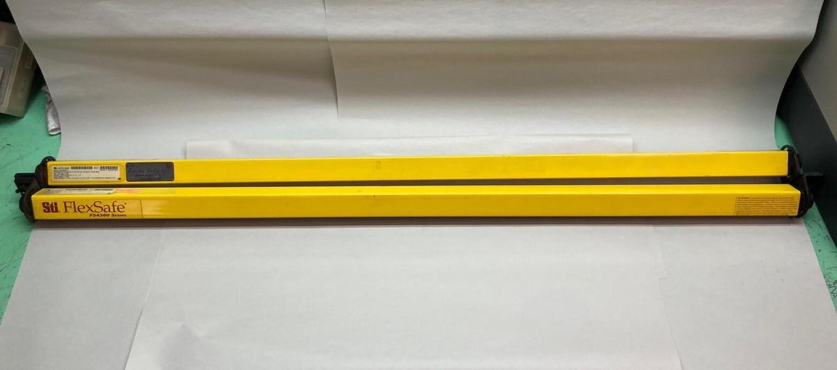 Used STI,FS4336BR-3 Reciever/FS4336BX-3 Emitter,Safety Light Curtain