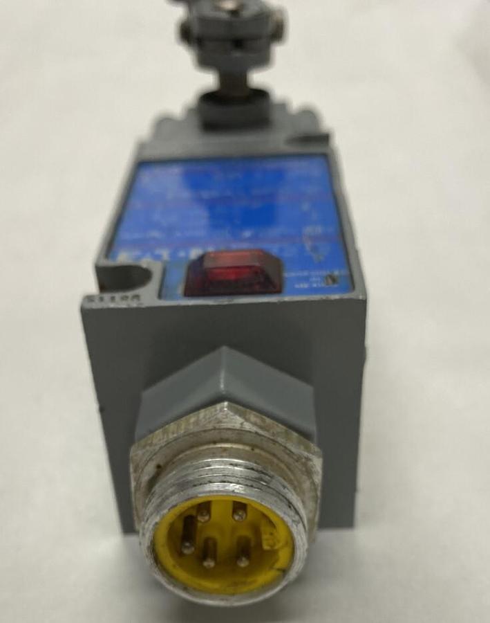 Used Cutler-Hammer,E50SAL6PC,Limit Switch