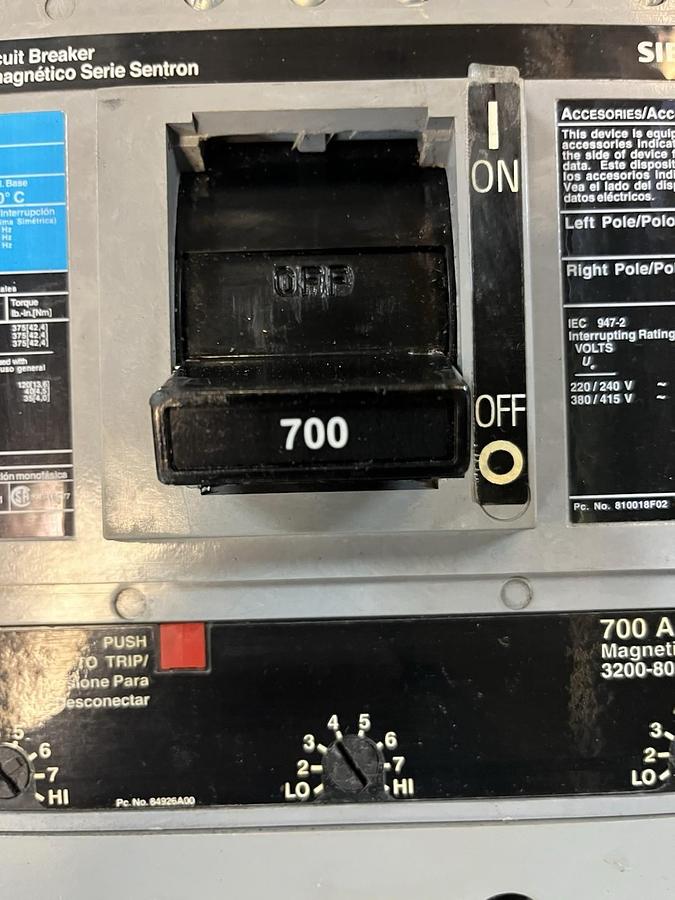 Used SIEMENS,LMXD63B700,SENTRON CIRCUIT BREAKER 700 AMP 600V 3P