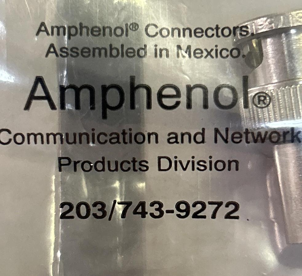 AMPHENOL,203/743-9272,CONNECTOR LOT OF 8 NEW
