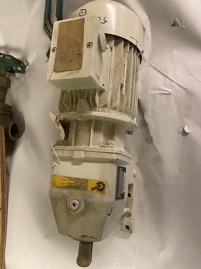 Used Nord,SK02-80-L/4-TW,Gear Reducer Ratio 9.28