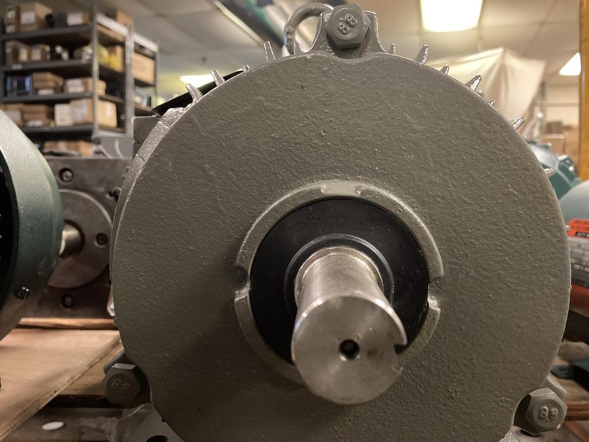 Toshiba,0026FT5A21A-P,2 HP Motor 1165 RPM  230/460 Volts  184T Frame