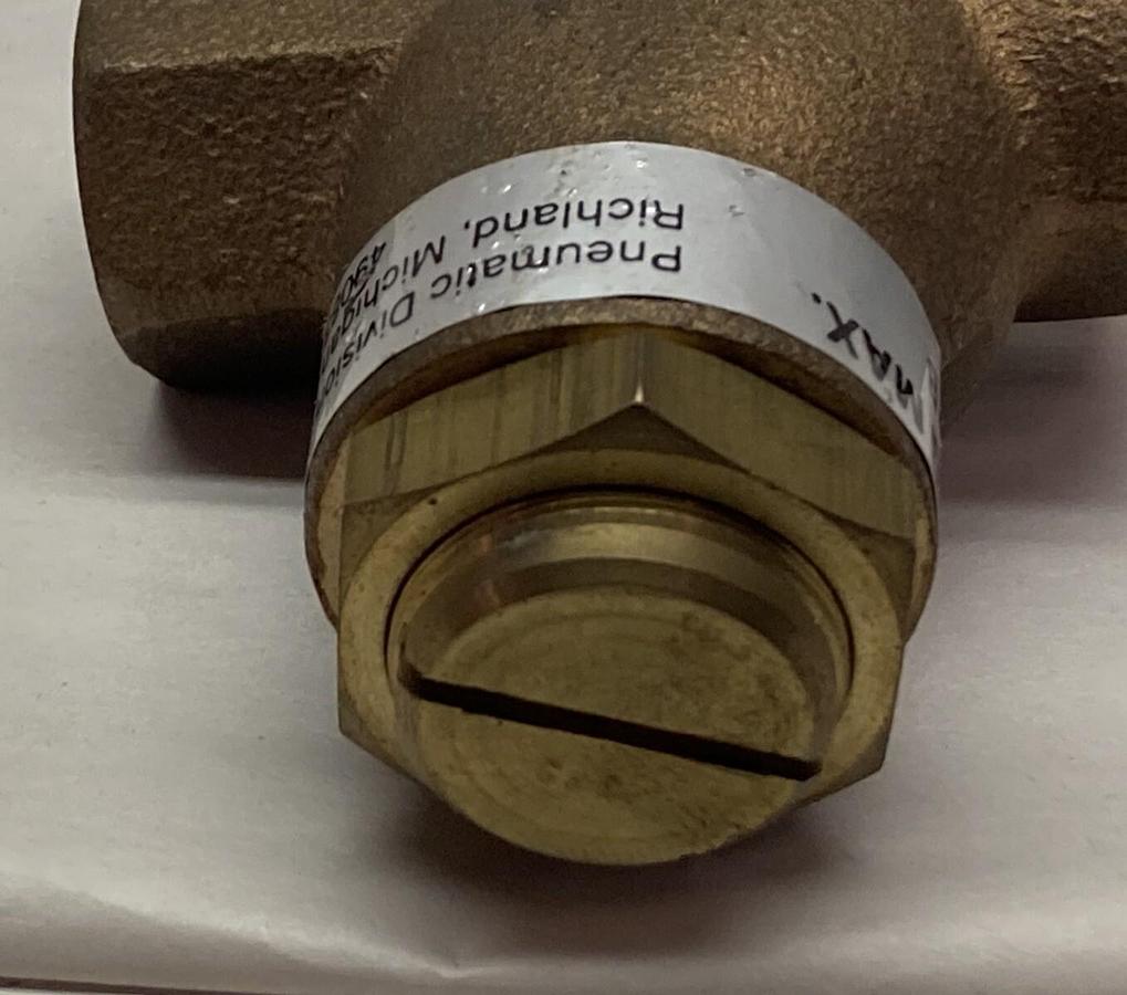 Used Parker Fluidpower,S37B,Flow Control Valve 250 PSIG Max