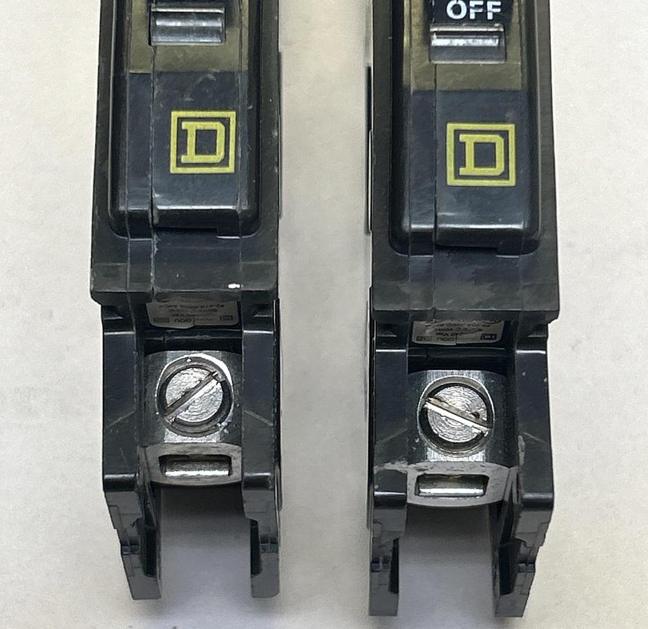 Used SQUARE D,QOU110,CIRCUIT BREAKER 10A 120/240V 1P LOT OF 2