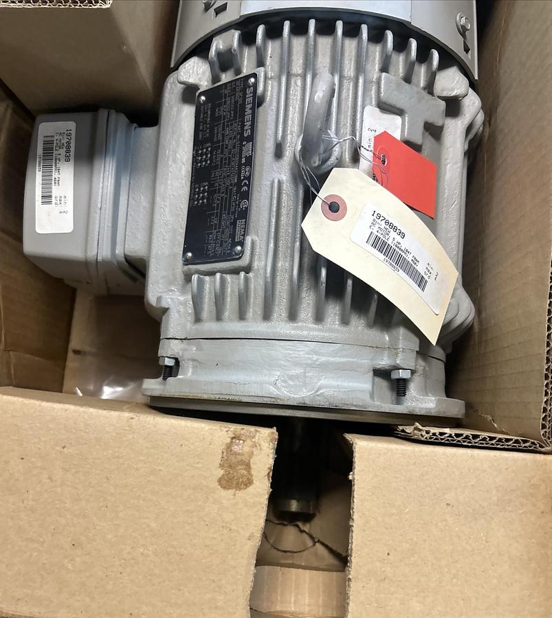 SIEMENS,1LE22211CB314AA3,MOTOR 5HP 1800RPM 230/460V 3PH 184TC FRAME NOS