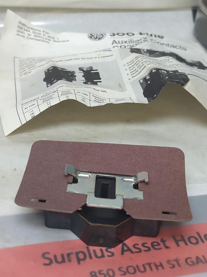 GENERAL ELECTRIC,CR305X200A,AUXILIARY CONTACXT KIT NEMA SIZE 2 NOS