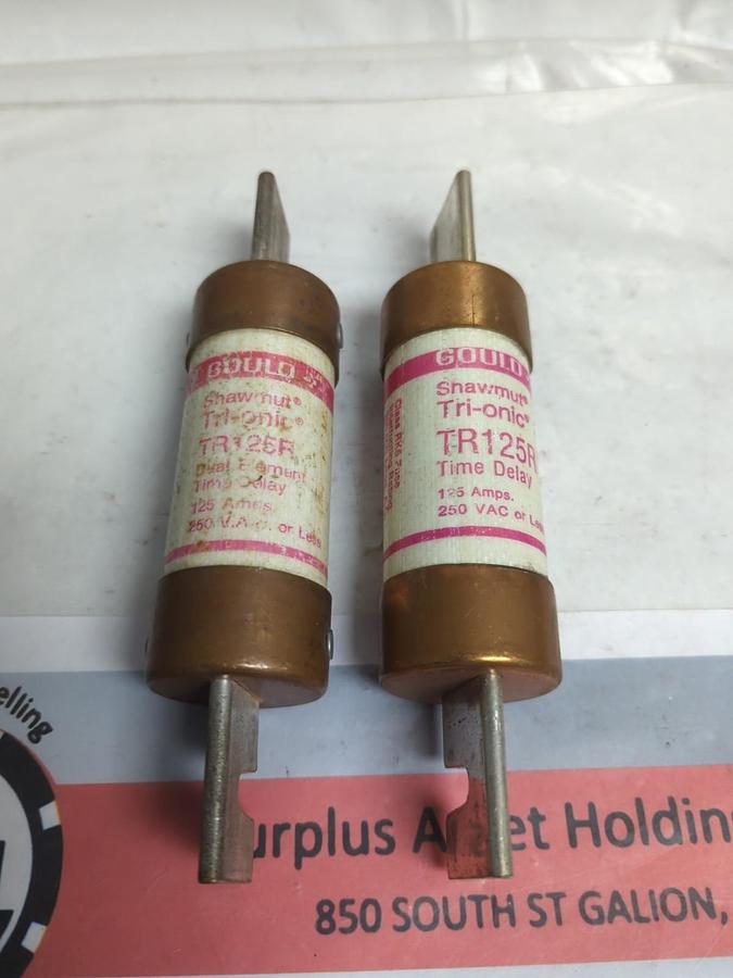 Used GOULD SHAWMUT,TRS125R,TRI-ONIC 125 AMP FUSE LOT OF 2 PRE-OWNED