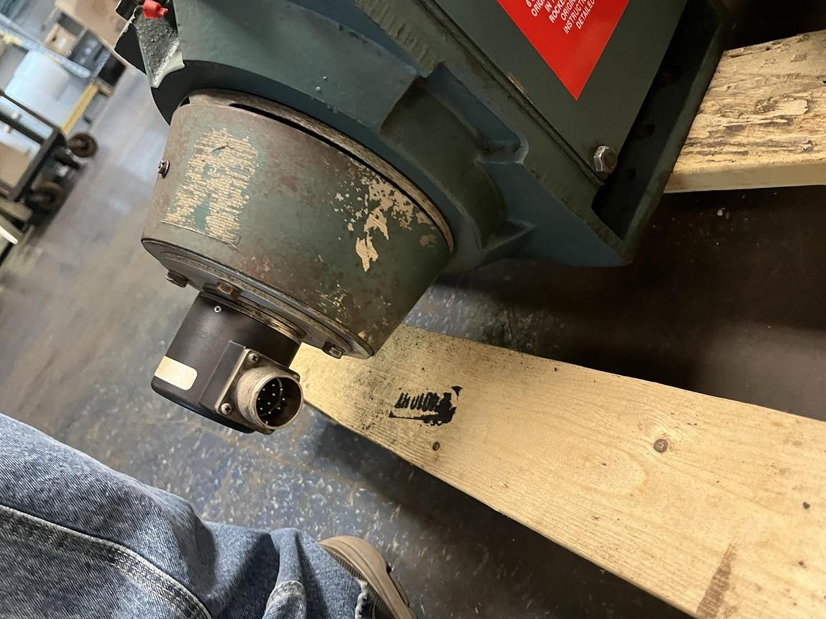 Used RELIANCE,LC2113ATZ,DC MOTOR 25HP 1750/3000RPM 500VDC SHUNT 300VDC