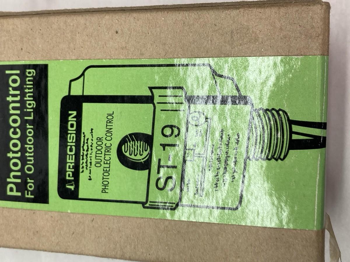 Precision Lumatrol Photocontrol,ST-19,Outdoor Lighting 480V 50/60Hz 1800VA