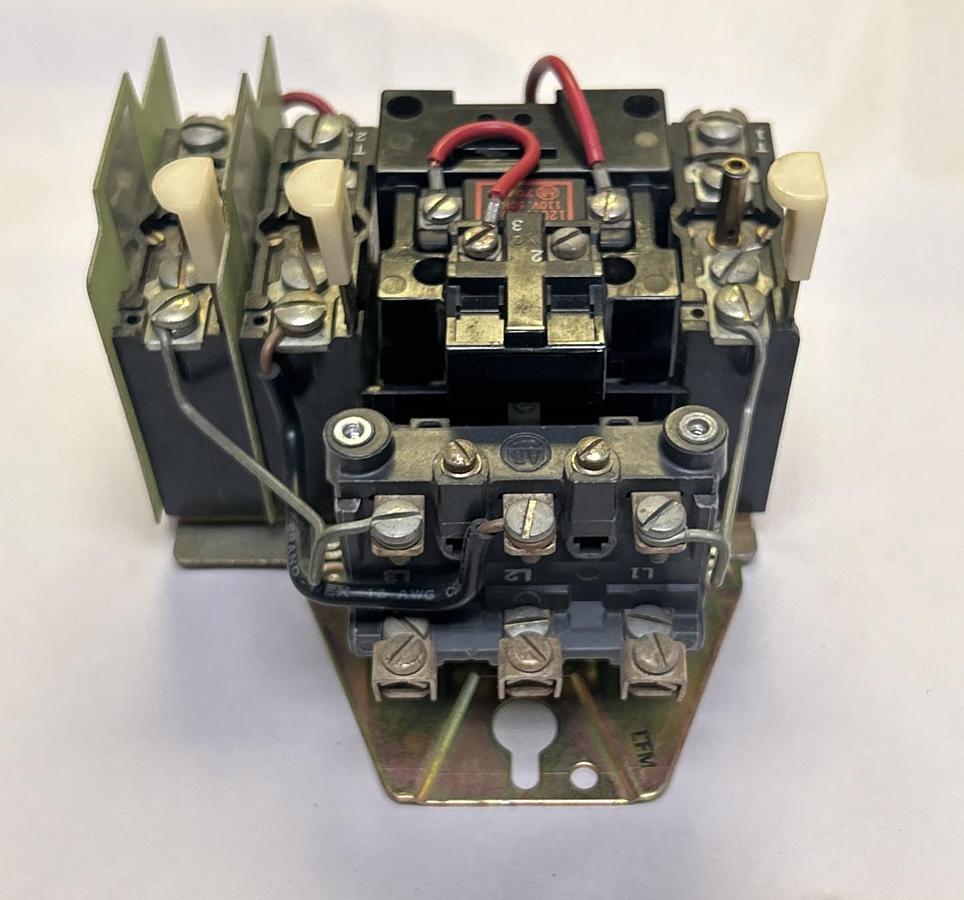 Used ALLEN BRADLEY,709-A0A103,MOTOR STARTER SIZE 0