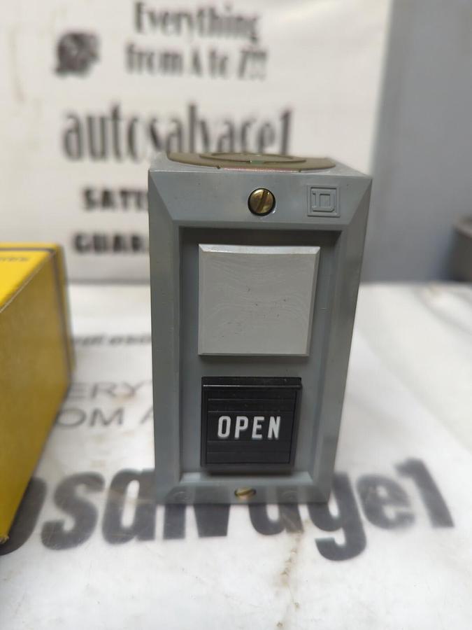 SQUARE D,BG107S1,CLASS 9001 SERIES A PUSH BUTTON CONTROL STATION NOS