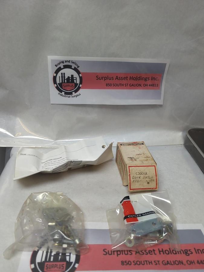 CUTLER-HAMMER,C360KR,DOOR LATCH ASSEMBLY BOX OF 2 NOS