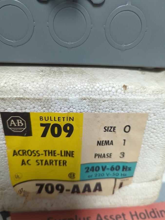 ALLEN BRADLEY,709-AAA,ACROSS THE LINE AC STARTER SIZE 0 NEMA 1 PH 3 NOS