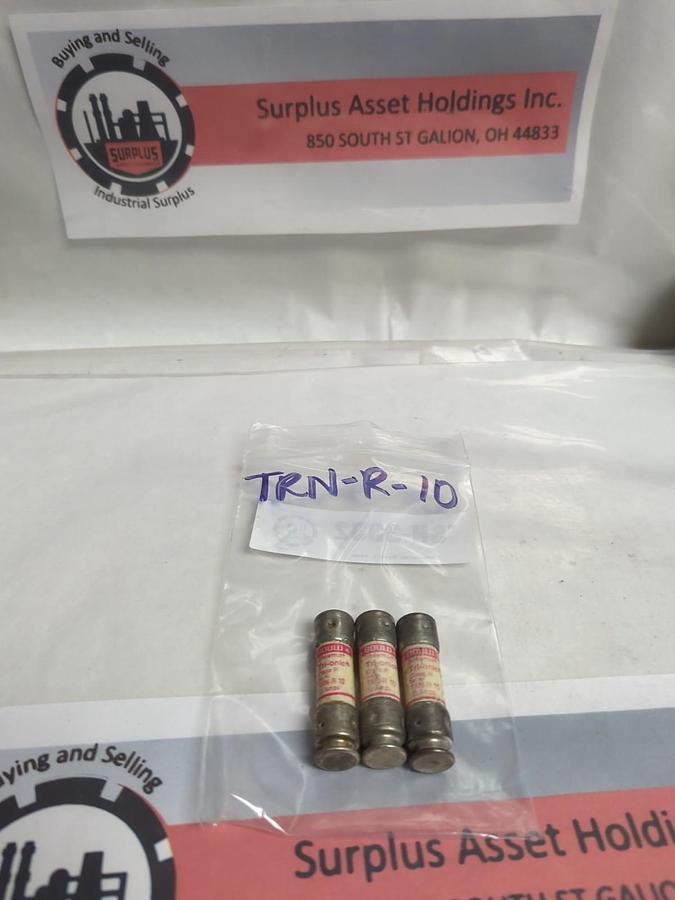 Used GOULD SHAWMUT,TRN-R10,TRI-ONIC 10 AMP FUSE LOT OF 3 PRE-OWNED
