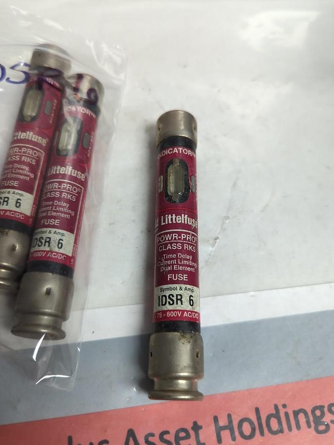 Used LITTELFUSE,IDSR6,INDICATOR 6 AMP FUSE LOT OF 3 PRE-OWNED