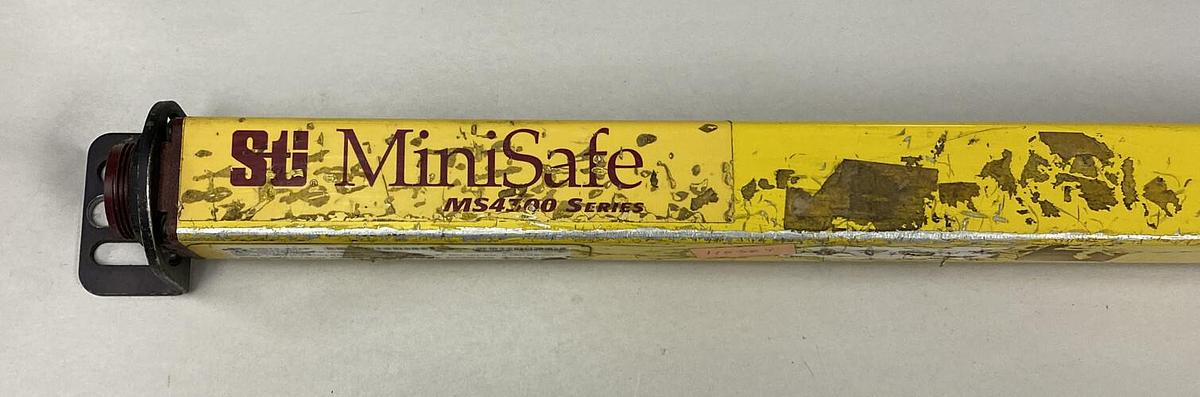 Used STI,MS4324BR,MiniSafe MS4324BR Light Curtain Receiver