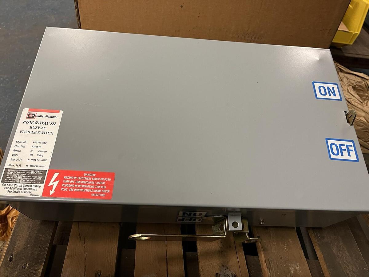 CUTLER HAMMER,P3F361R,FUSIBLE BUSWAY SWITCH BUS PLUG 30A 600V