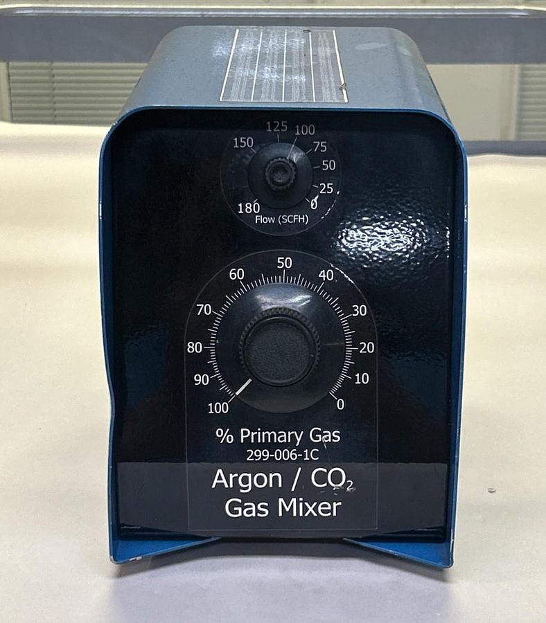 Used MILLER,299-006-1C,PROPORTIONAL GAS MIXER ARGON / CO2