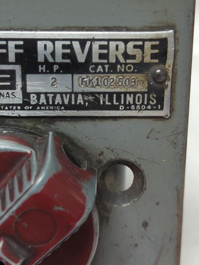 Used FURNAS,FK102503,FOWARD/REVERSE SWITCH 550V H.P. 2 PH.3 PRE-OWNED