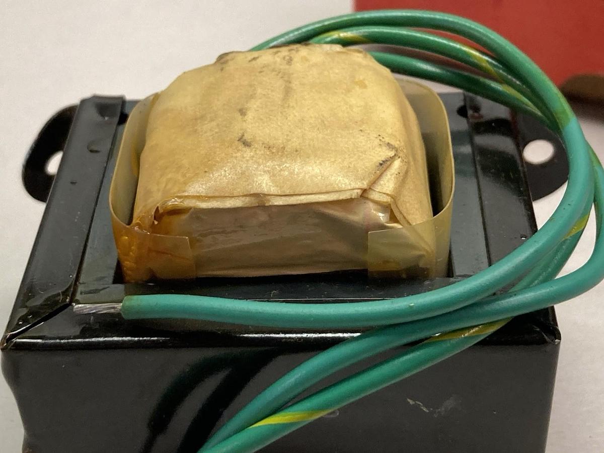 Triad,F-7X,Filament Transformer Pri.-115V Sec. 2.5VCT