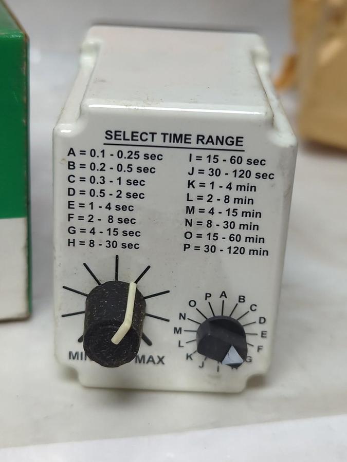 NTE,R61-11AD10-120,RELAY 10AMP 120V NOS