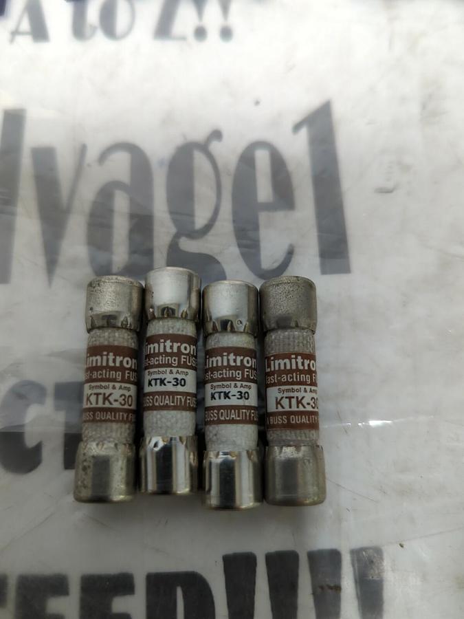 COOPER BUSSMANN,KTK-30,LIMITRON 30 AMP FUSE LOT OF 4 NOS
