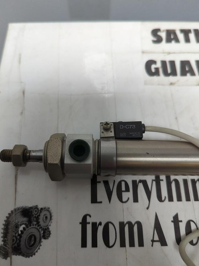SMC,CDM2B20-200-C73,PNEUMATIC CYLINDER 145PSI NOS