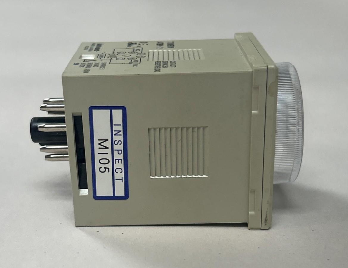 Used AUTONICS,AT8N-2,TIMER 0-5 MINUTES 5A 250V