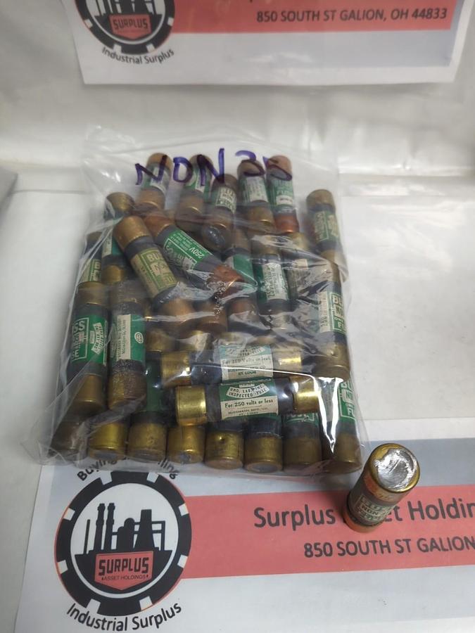 Used COOPER BUSSMANN,NON35,ONE TIME FUSE 35 AMP LOT OF 30 PRE-OWNED
