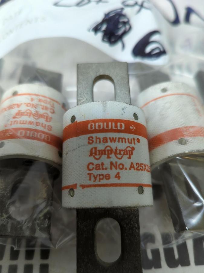 GOULD SHAWMUT,A25X250,AMP-TRAP FUSE TYPE-4 250 AMP 250V LOT OF 6 NOS
