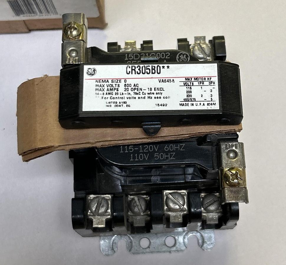 GENERAL ELECTRIC,CR305B002,CONTACTOR NEMA SIZE 0 20A 600V NOS