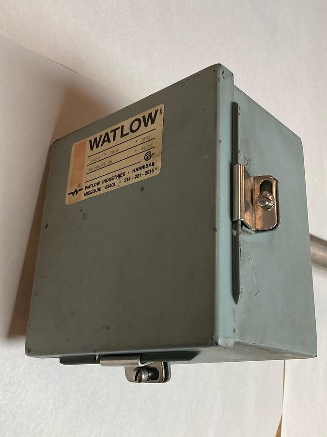 Used Watlow,OLNA22L3W,3-Phase Immersion Heater 240V 3kW