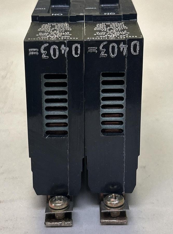 Used GENERAL ELECTRIC,TEY120,CIRCUIT BREAKER 20A 277V 1P LOT OF 2