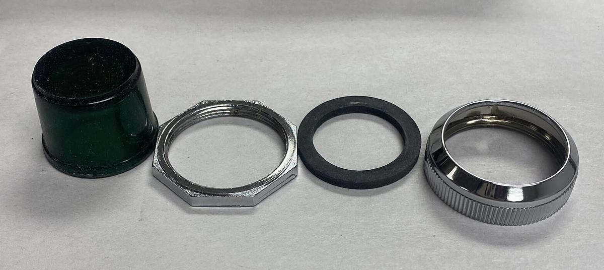 FURNAS,52RA4G3,OIL TIGHT PILOT LIGHT GREEN GLASS LENS LOT OF 8 NOS