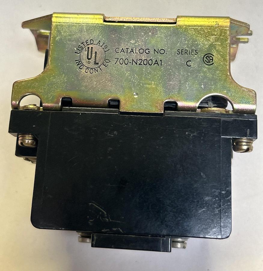 Used ALLEN BRADLEY,700-N200A1,AC RELAY