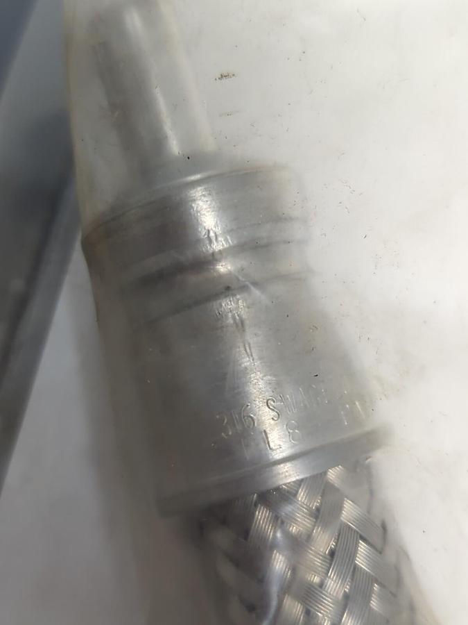 SWAGELOK,SS-FL8TM10TM10-30,30 INCH CONVULTED TUBE SS-BRAID NEW